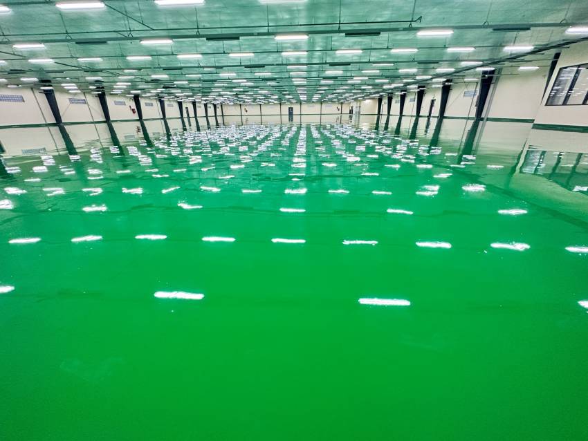 Quy trình thi công sơn PU Long An đạt chuẩn kỹ thuật 2 Thi công lớp sơn lót PU tăng độ bám dính